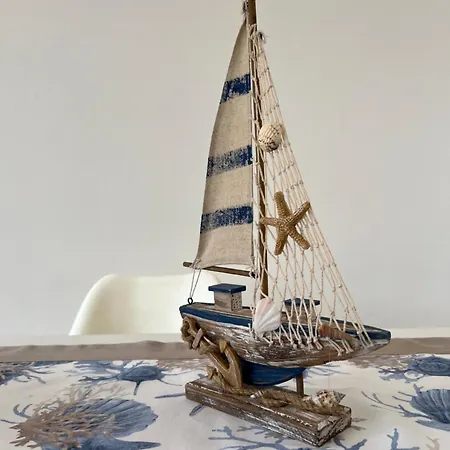 La Casa Di Arianna مارينا دي كارّارا